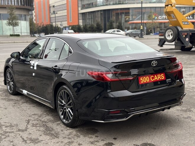 Toyota Camry-9