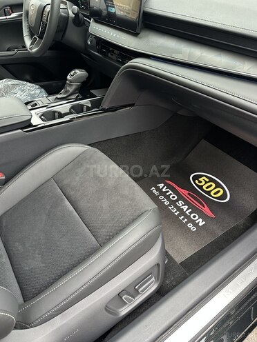 Toyota Camry-5