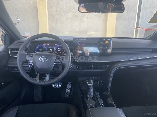 Toyota Camry-3