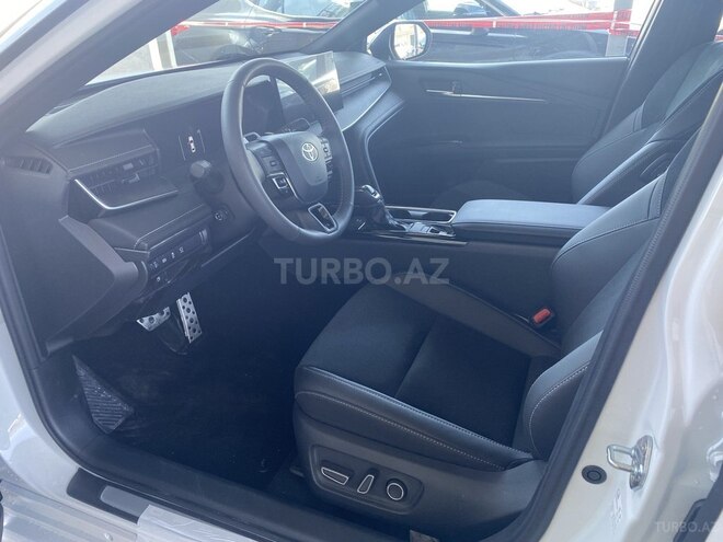 Toyota Camry-16