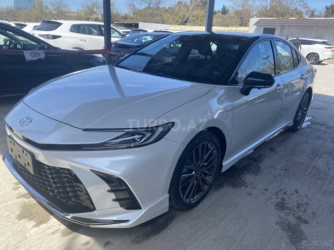 Toyota Camry-8