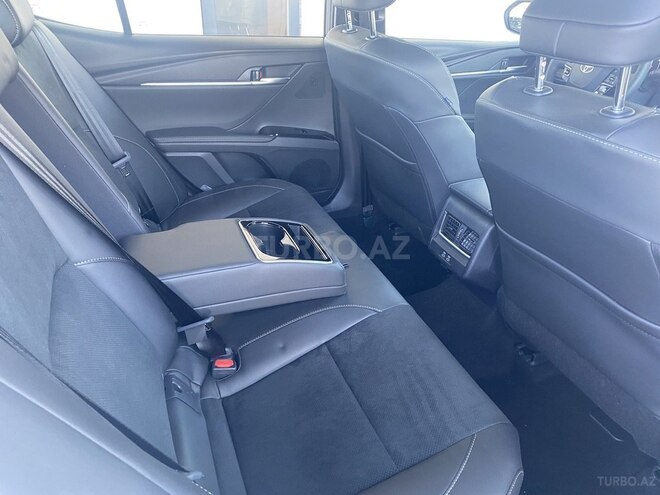 Toyota Camry-18