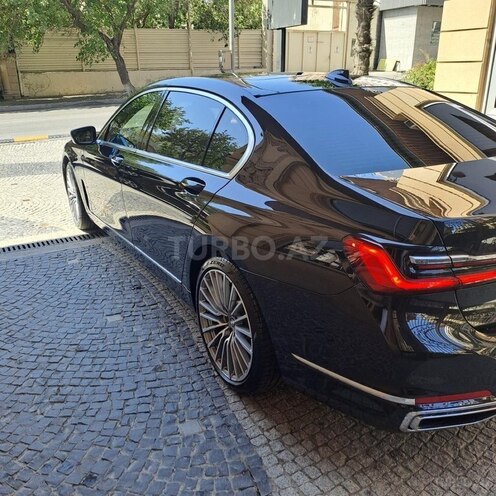 BMW 750-3