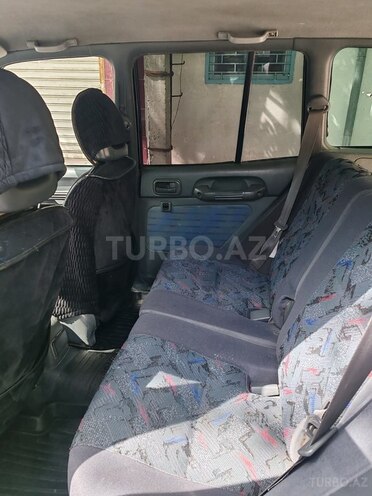 Toyota RAV4-9