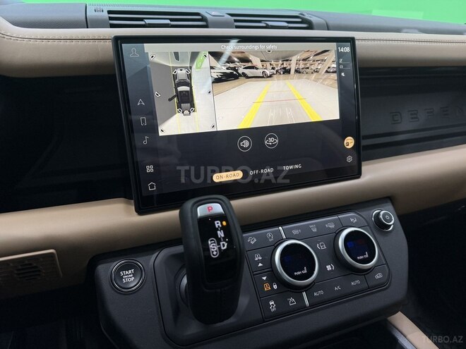 Land Rover Defender-14
