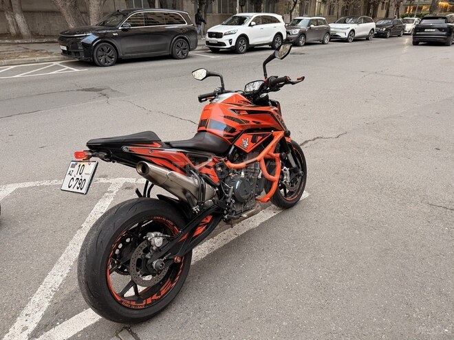 KTM 790 Duke-3