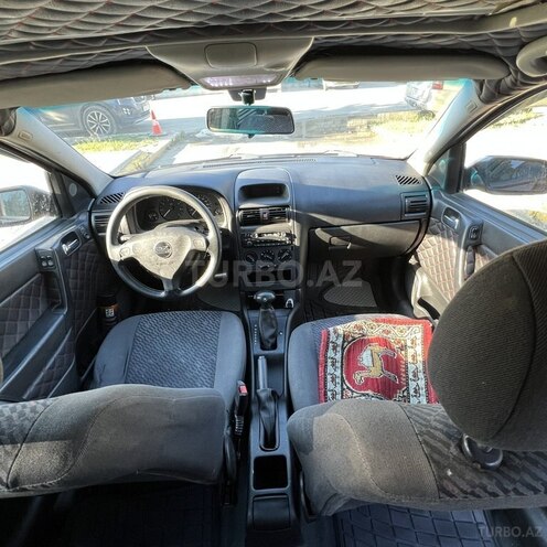 Opel Astra-9