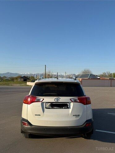 Toyota RAV4-4