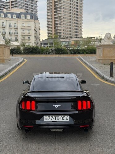 Ford Mustang-10