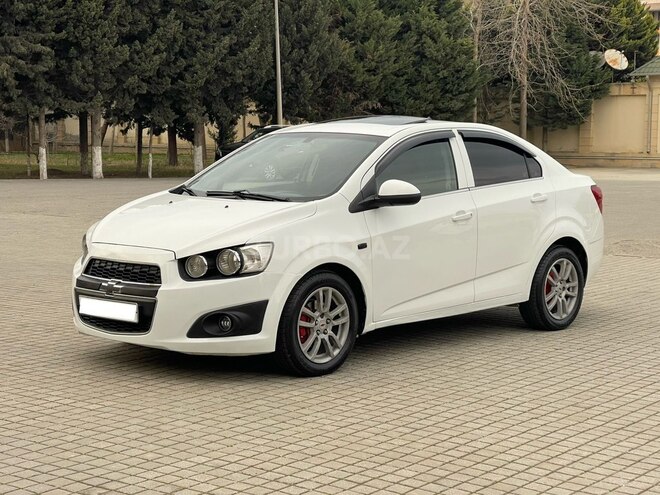 Chevrolet Aveo-5
