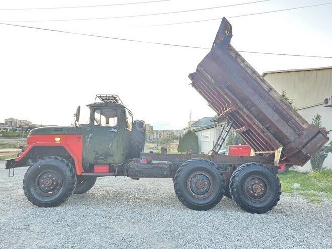 ZIL 131-6