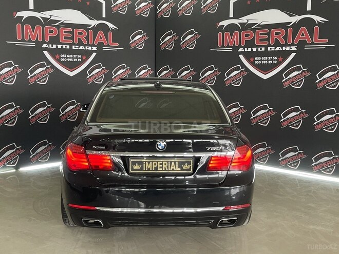 BMW 750 2013, 185,000 km - 4.4 л - Bakı