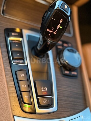 BMW 740-14
