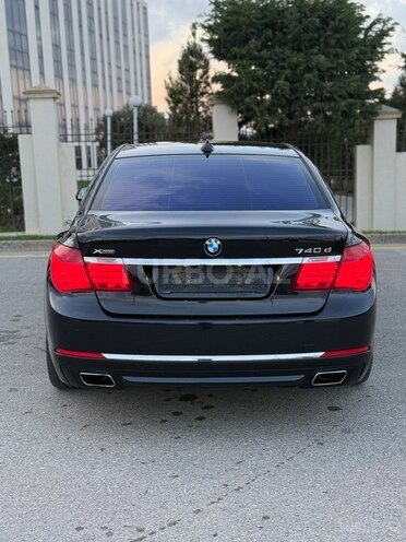 BMW 740-6