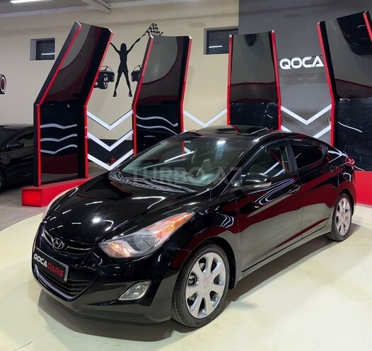 Hyundai Elantra-4