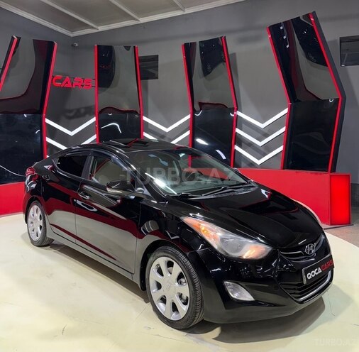 Hyundai Elantra-5