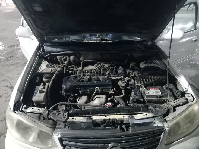 Nissan Sunny-14
