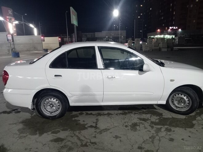 Nissan Sunny-11