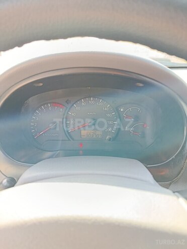 Hyundai Accent-20