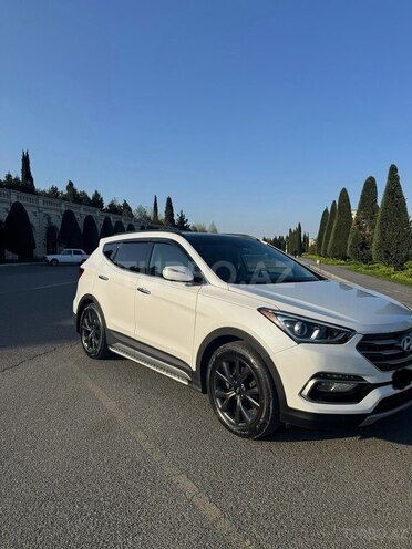 Hyundai Santa Fe-5