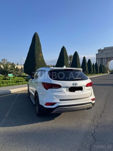 Hyundai Santa Fe-8