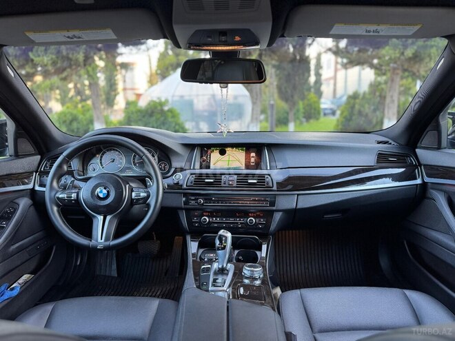 BMW 528 2015, 200,000 km - 2.0 l - Saatlı