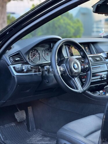 BMW 528 2015, 200,000 km - 2.0 l - Saatlı