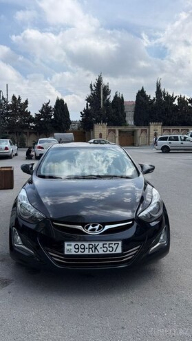 Hyundai Elantra-1