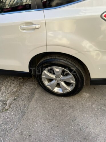 Subaru Forester-3