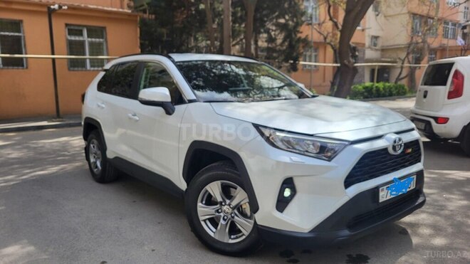 Toyota RAV4-3