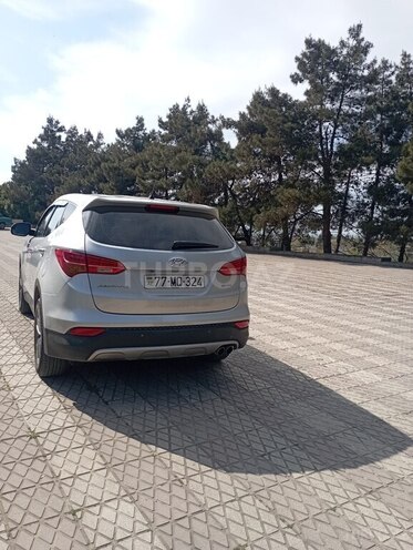 Hyundai Santa Fe-4