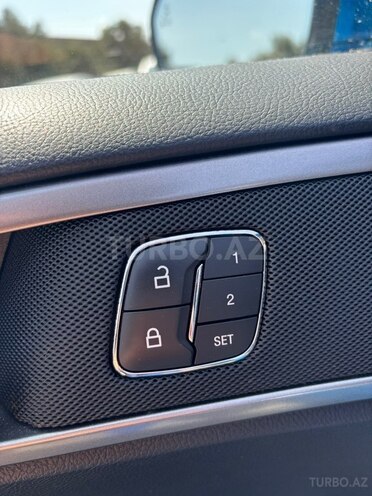Ford Fusion (North America)-8