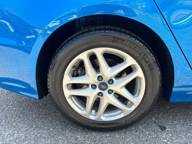 Ford Fusion (North America)-19