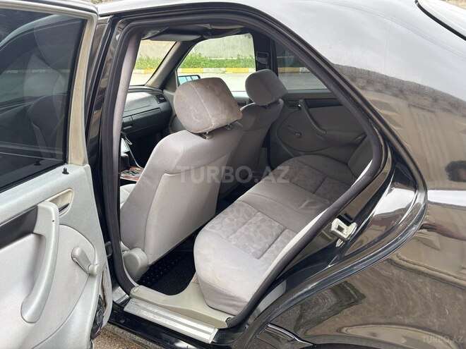 Mercedes C 230-10