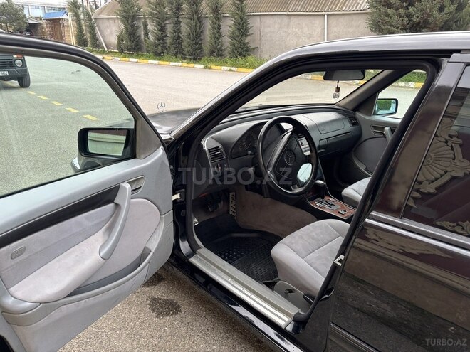 Mercedes C 230-11