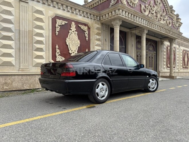Mercedes C 230-3