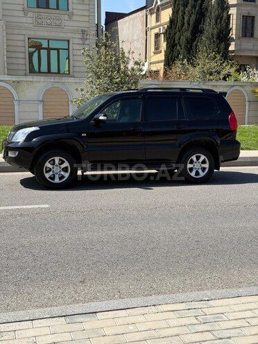 Toyota Land Cruiser Prado-5