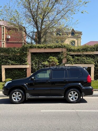 Toyota Land Cruiser Prado-6