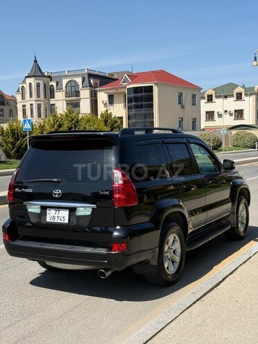 Toyota Land Cruiser Prado-8