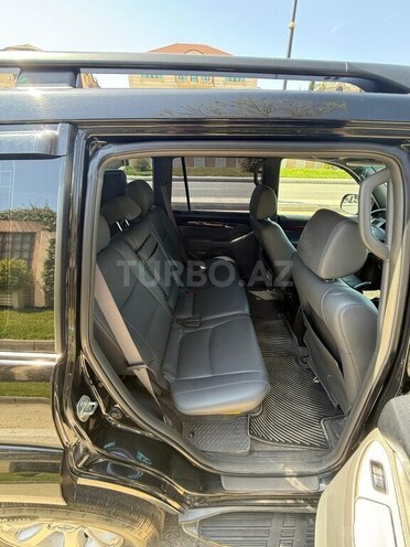 Toyota Land Cruiser Prado-11