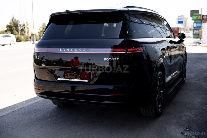 Lynk & Co 900-11