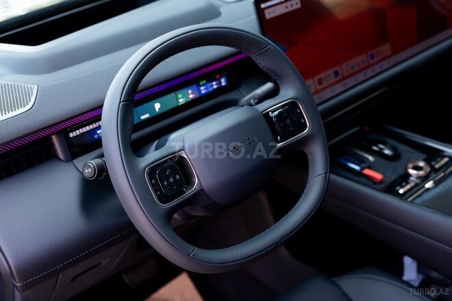 Lynk & Co 900-21