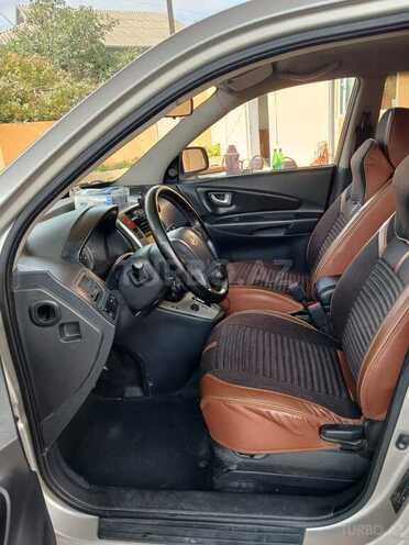 Hyundai Tucson-11