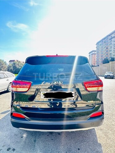Kia Sorento-9