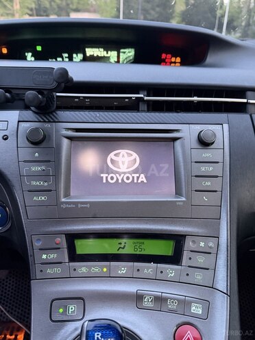 Toyota Prius 2013, 386,243 km - 1.8 l - Mingəçevir