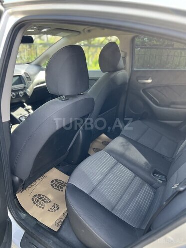 Kia Forte-10