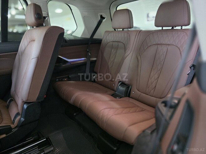 BMW X7-22