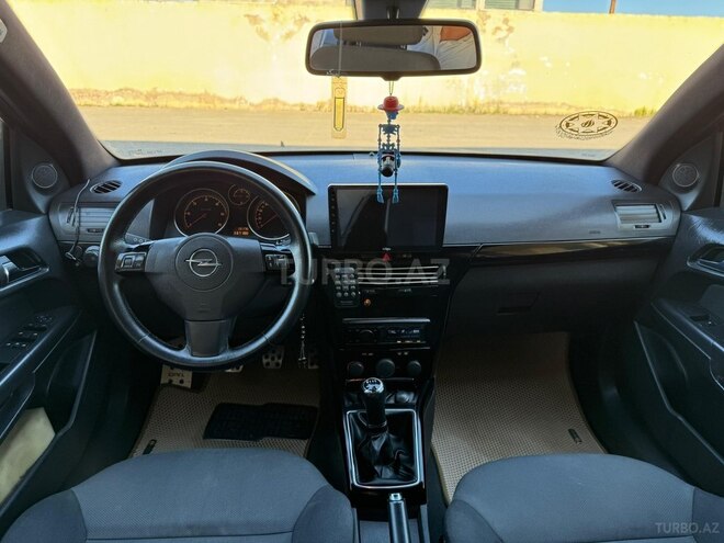Opel Astra-11