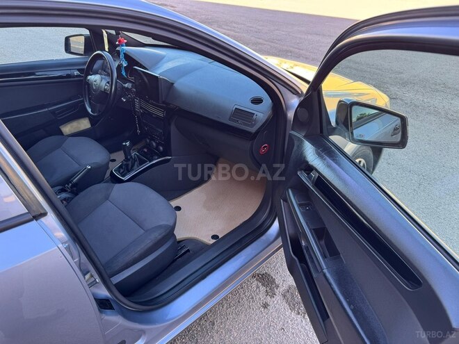 Opel Astra-13