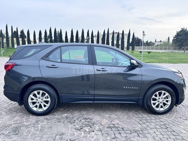 Chevrolet Equinox-5